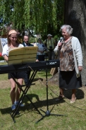 Aktywny seniorze, poka co potrafisz - Centrum Aktywnoci i Wsparcia dla Osb Starszych Pod Cisem, 30.06.2015 r.9