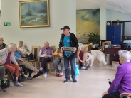 Dogoterapia z <q>ENZO</q> w kolorach jesieni, 24.10.2025&nbsp;r.7